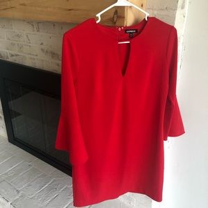 Little red dress with bell shelves